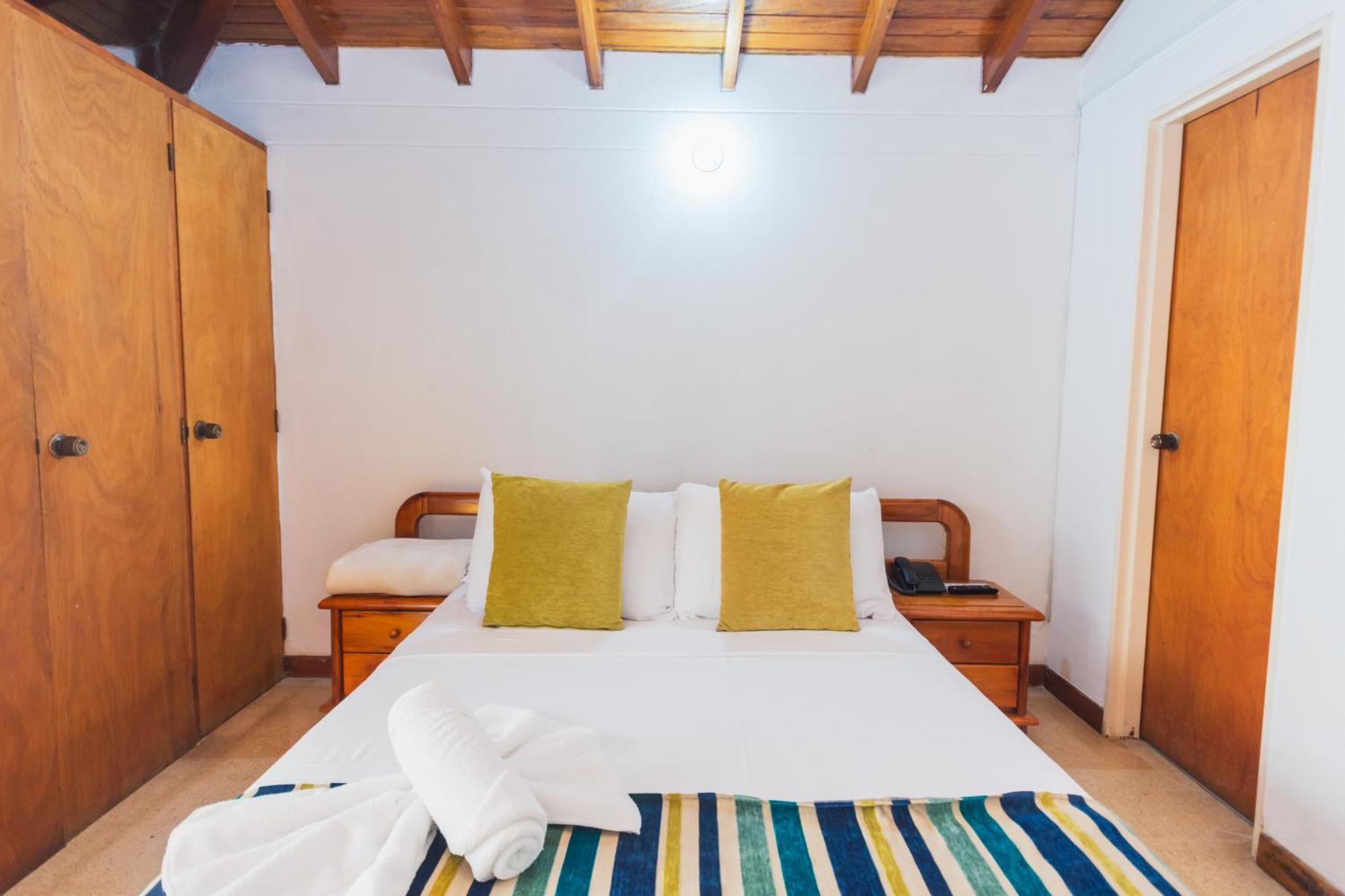 Hotel Guatatur Guatapé Εξωτερικό φωτογραφία