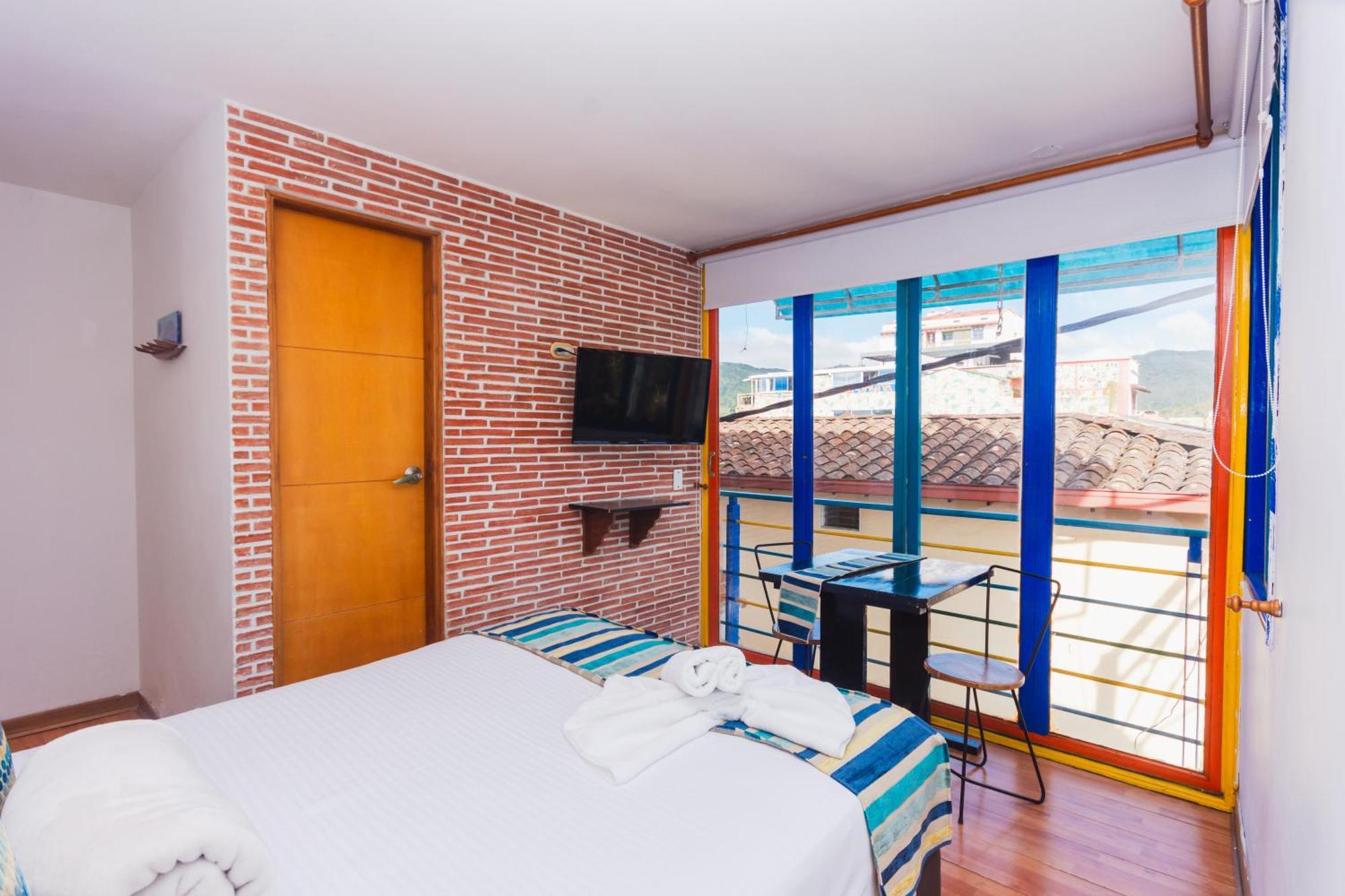 Hotel Guatatur Guatapé Εξωτερικό φωτογραφία