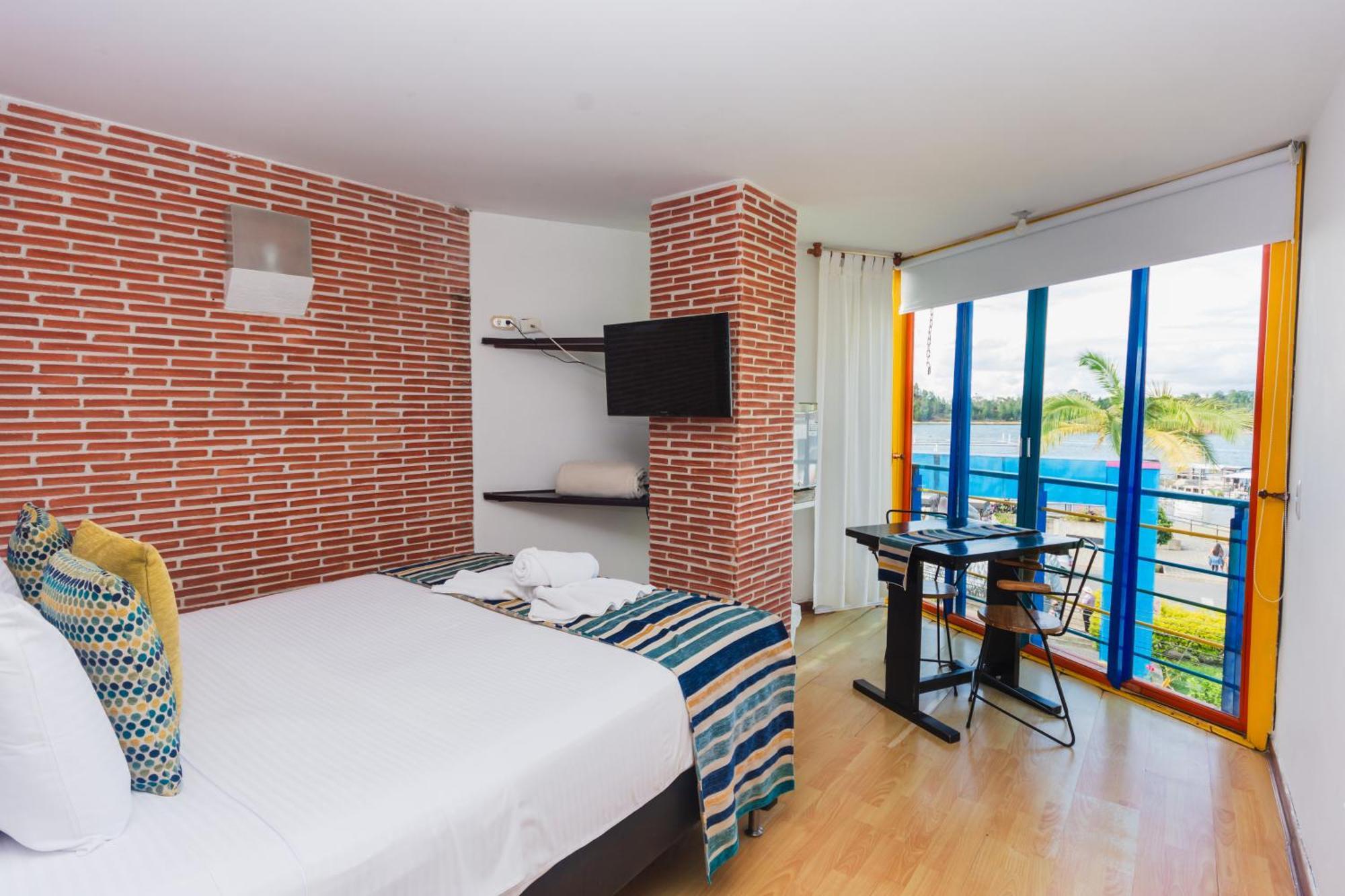 Hotel Guatatur Guatapé Εξωτερικό φωτογραφία